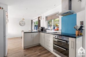 Photo 7- click for photo gallery